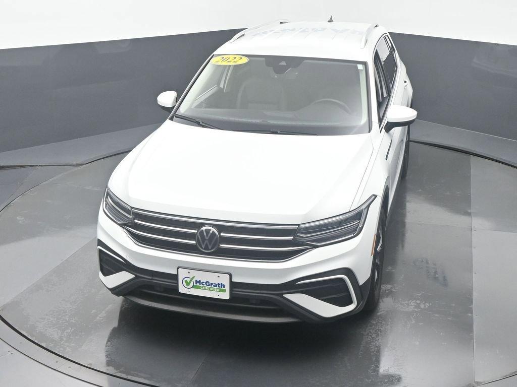 2022 Volkswagen Tiguan Vehicle Photo in Marion, IA 52302