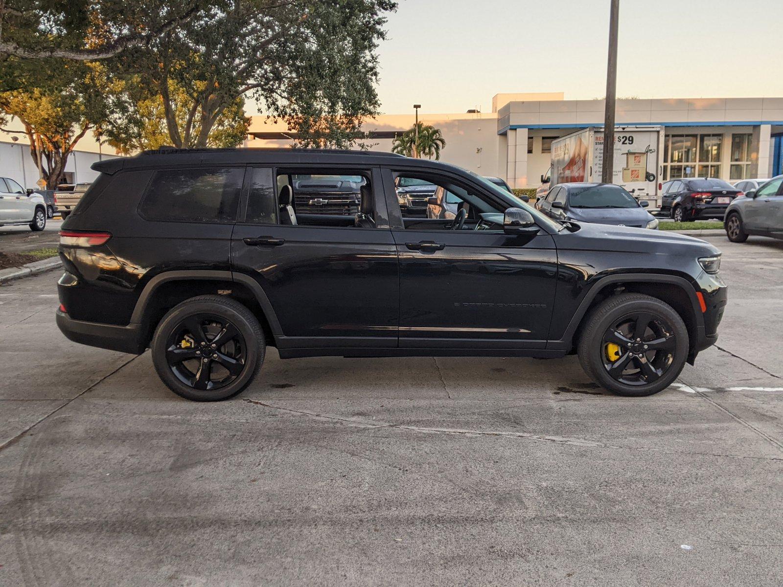 2023 Jeep GRANCL Vehicle Photo in PEMBROKE PINES, FL 33024-6534