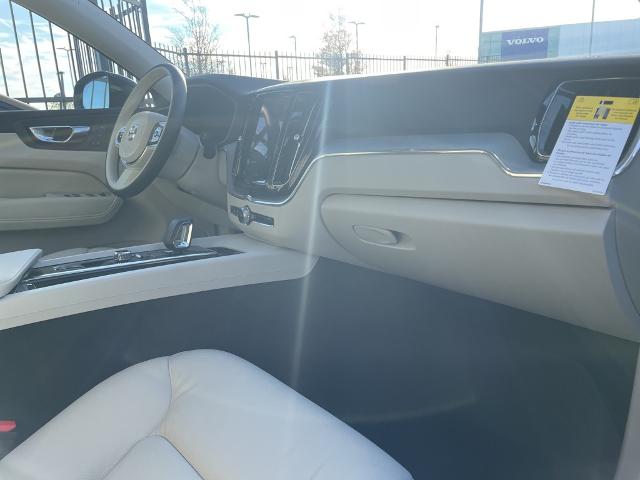 2025 Volvo XC60 Vehicle Photo in Grapevine, TX 76051