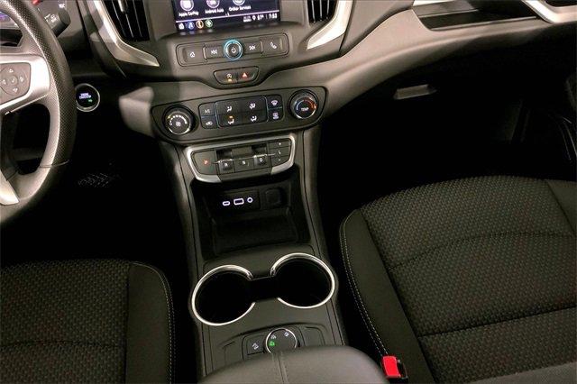 2024 GMC Terrain Vehicle Photo in KANSAS CITY, MO 64114-4502
