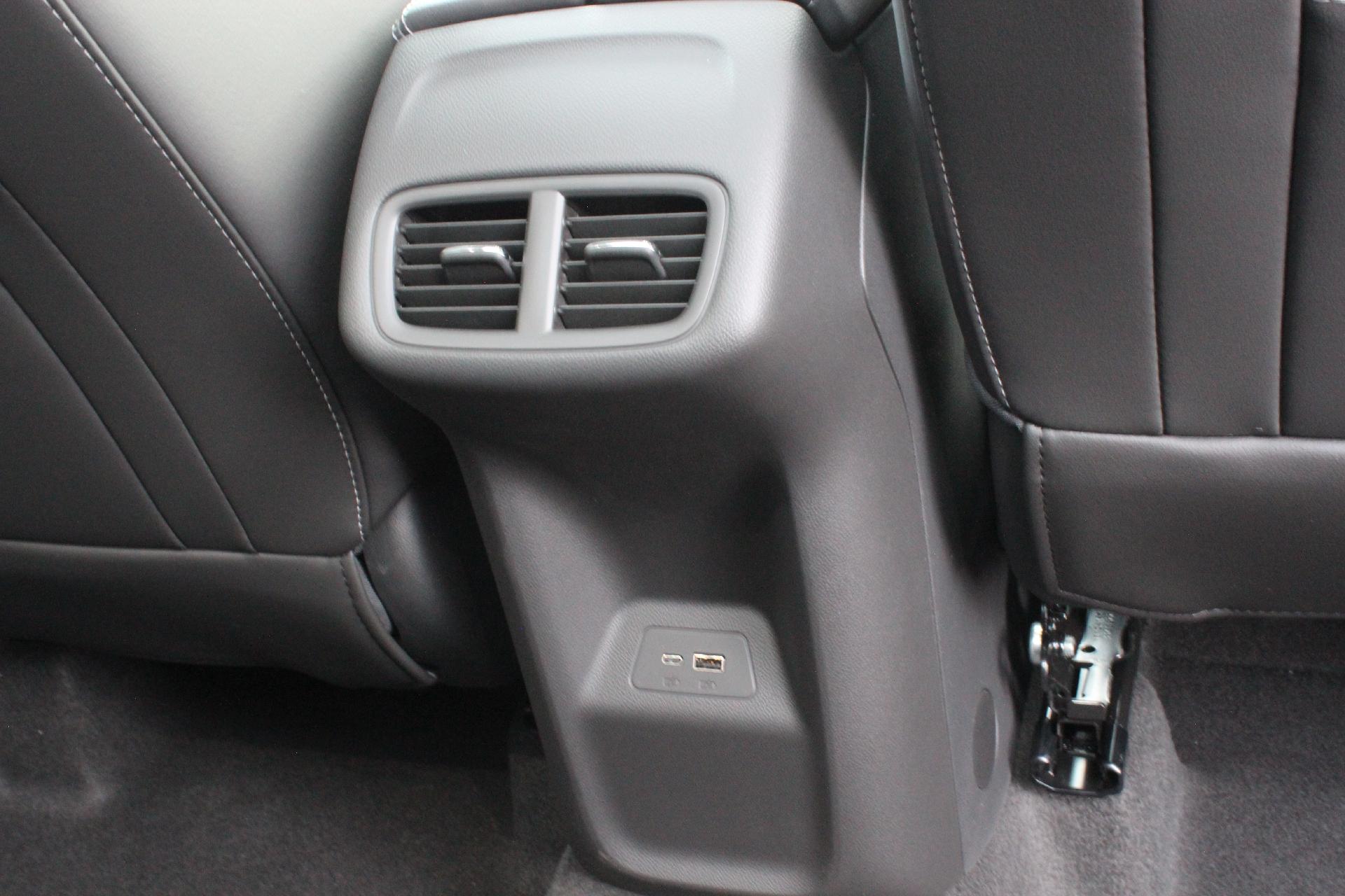 2025 Buick Envision Vehicle Photo in AURORA, CO 80012-4011