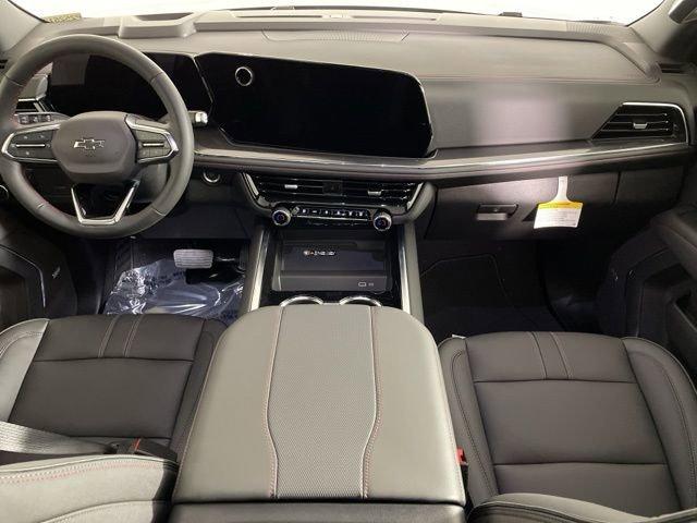 2025 Chevrolet Suburban Vehicle Photo in PHOENIX, AZ 85014-3381