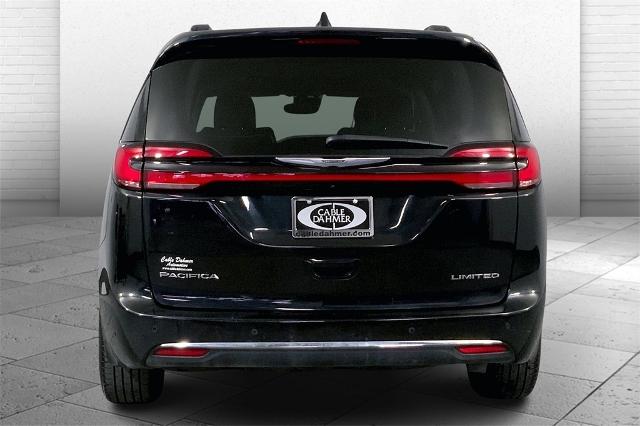 2022 Chrysler Pacifica Vehicle Photo in Kansas City, MO 64114
