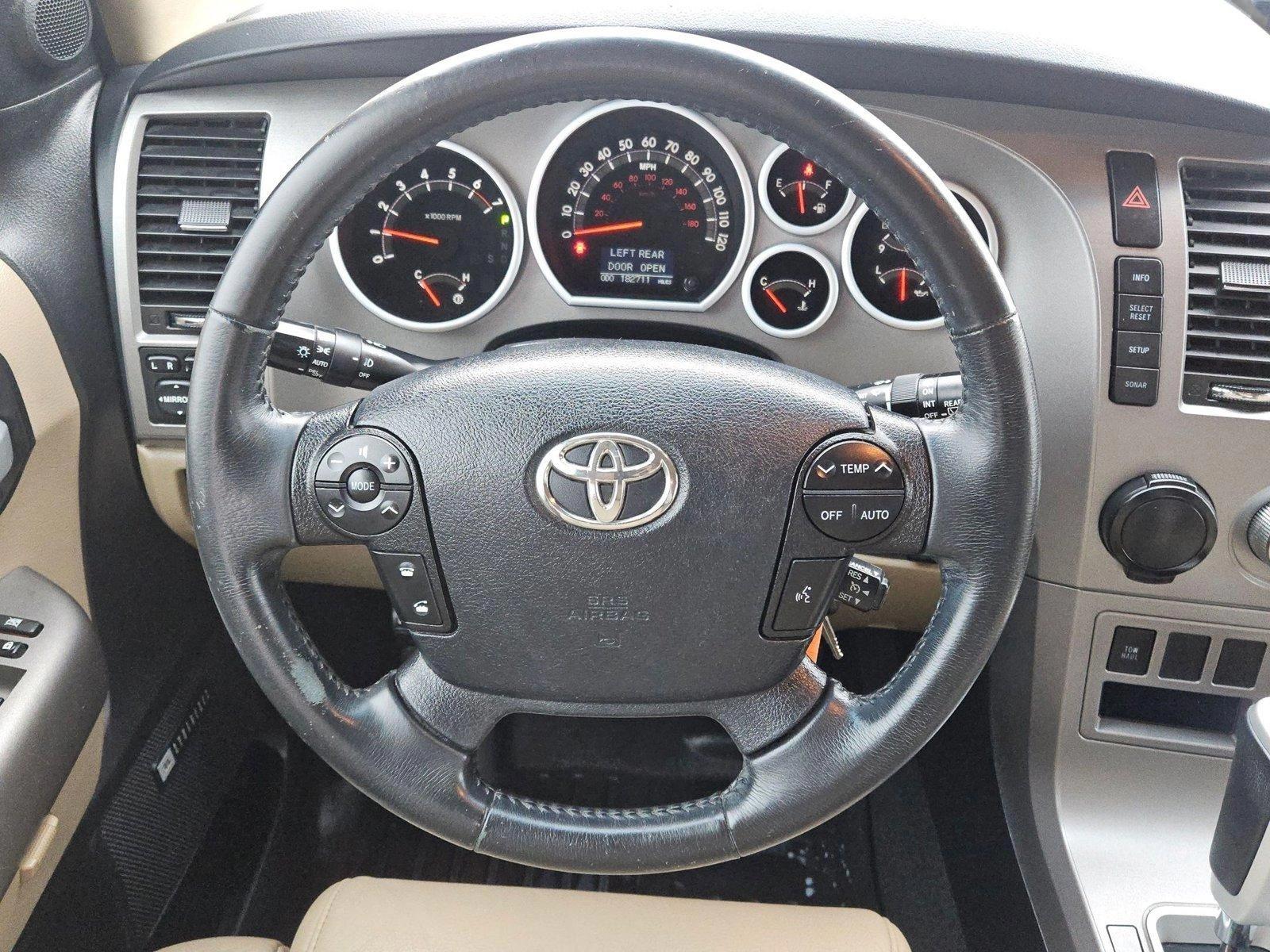 2013 Toyota Sequoia Vehicle Photo in CORPUS CHRISTI, TX 78416-1100