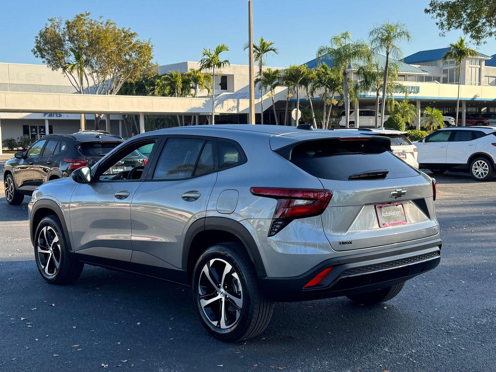 2025 Chevrolet Trax Vehicle Photo in MIAMI, FL 33134-2699