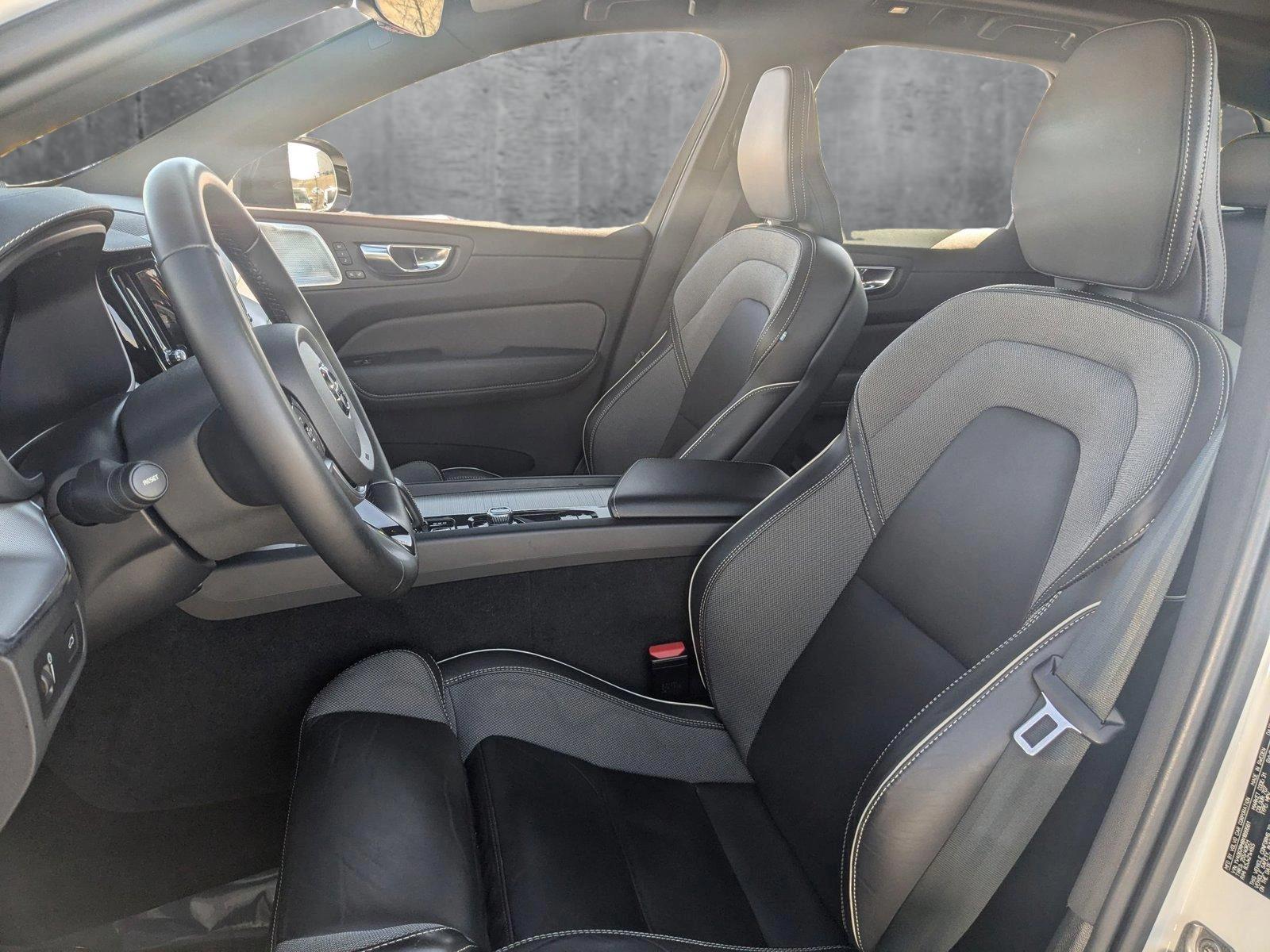 2022 Volvo XC60 Vehicle Photo in Cockeysville, MD 21030