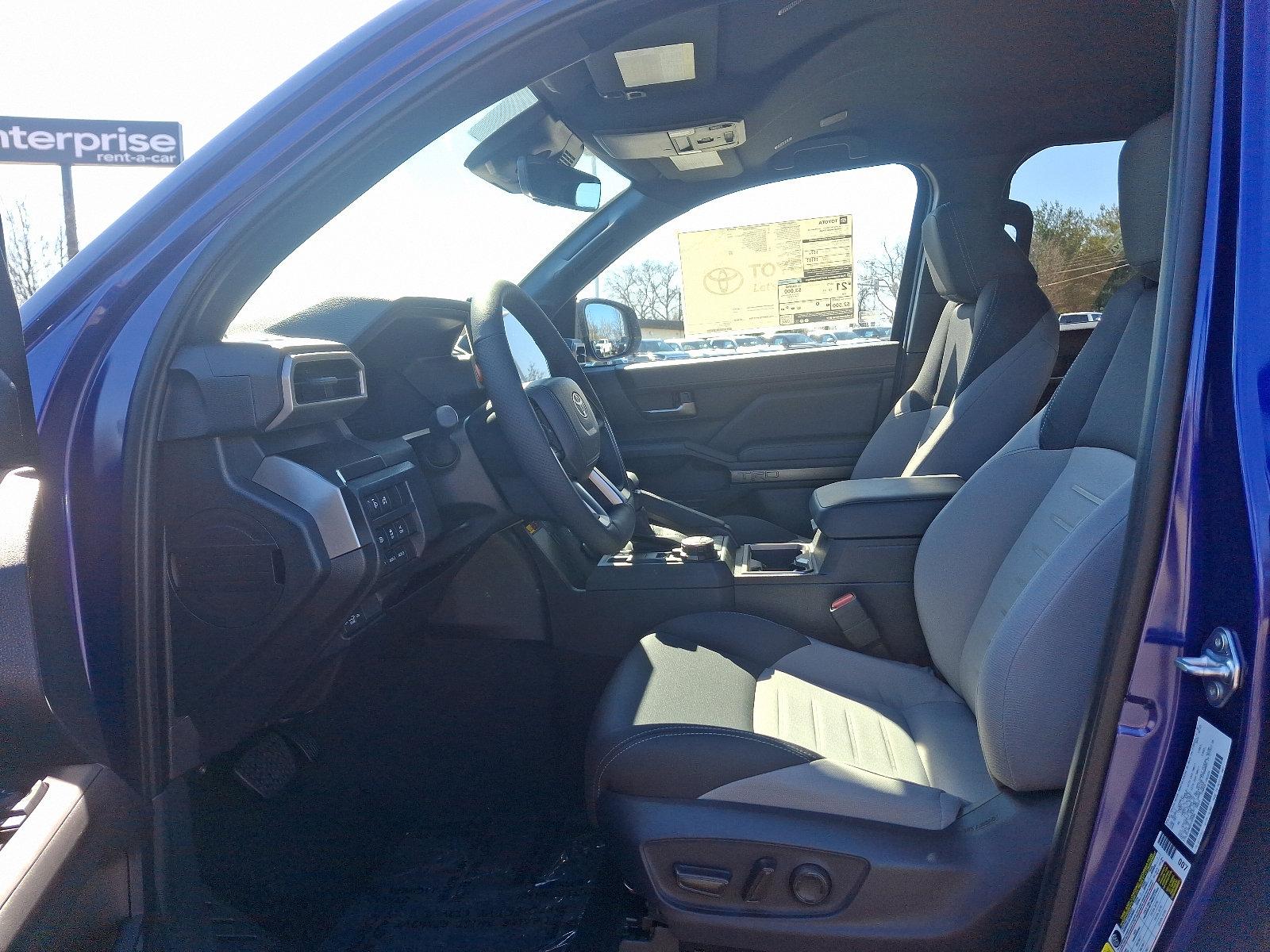 2025 Toyota Tacoma 4WD Vehicle Photo in Trevose, PA 19053