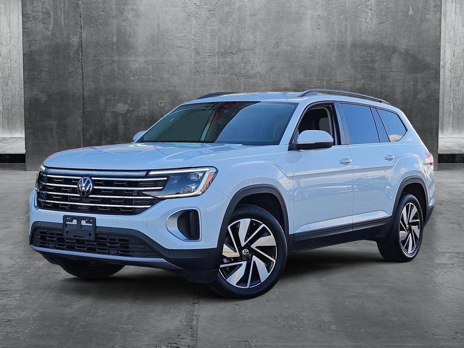 2024 Volkswagen Atlas Vehicle Photo in Peoria, AZ 85382