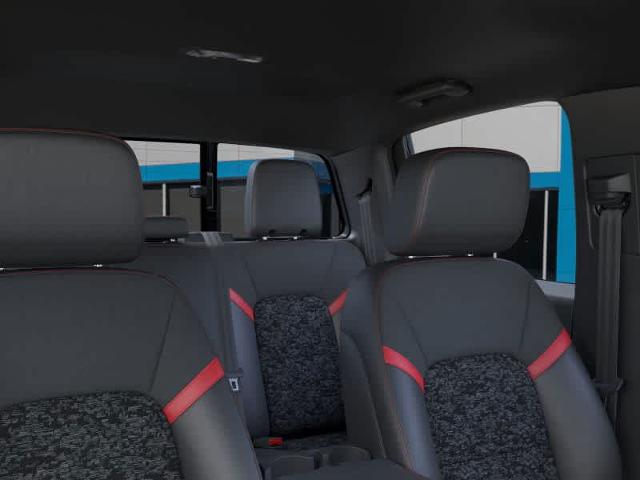 2025 Chevrolet Colorado Vehicle Photo in MOON TOWNSHIP, PA 15108-2571