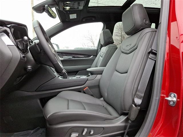 2025 Cadillac XT6 Vehicle Photo in ALLENTOWN, PA 18103-7399