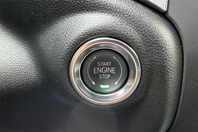 2025 GMC Sierra 1500 Vehicle Photo in ELK GROVE, CA 95757-8703