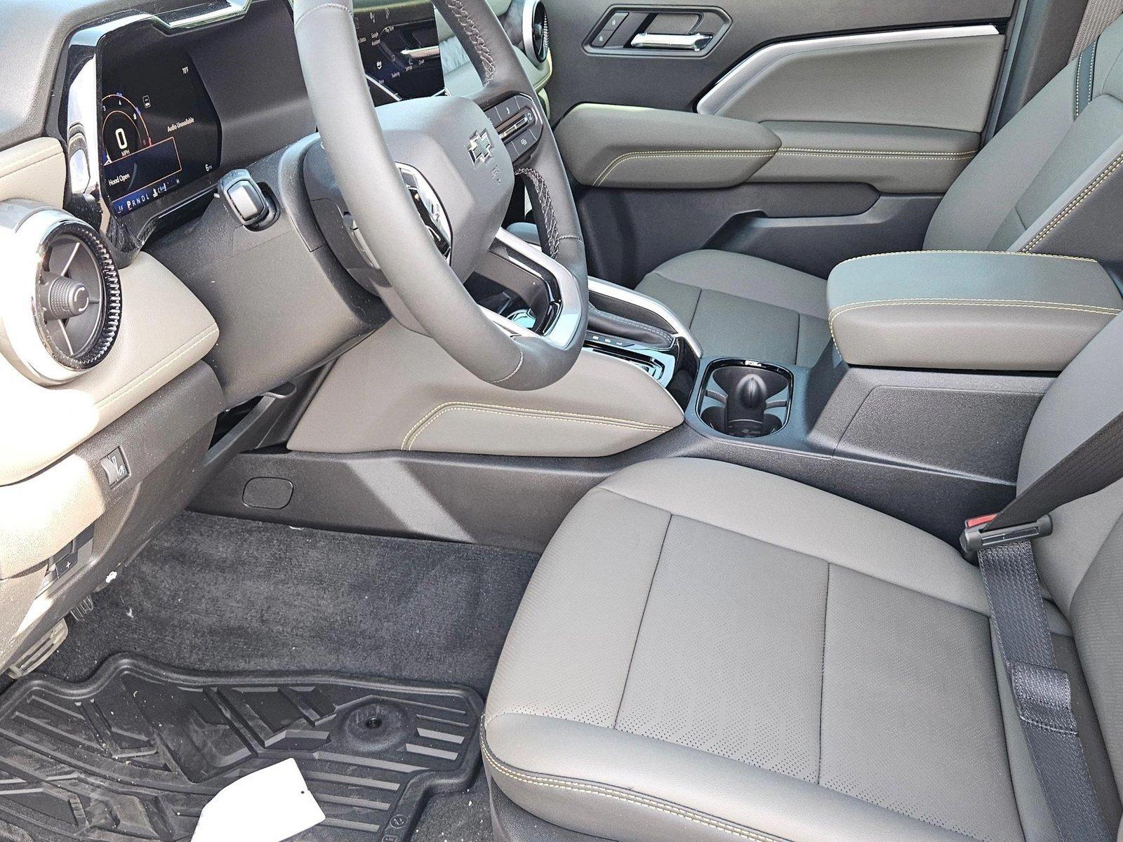 2025 Chevrolet Colorado Vehicle Photo in PEORIA, AZ 85382-3715