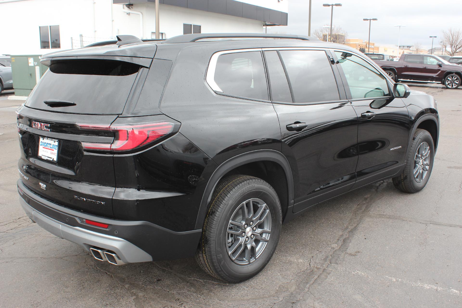 2025 GMC Acadia Vehicle Photo in AURORA, CO 80012-4011