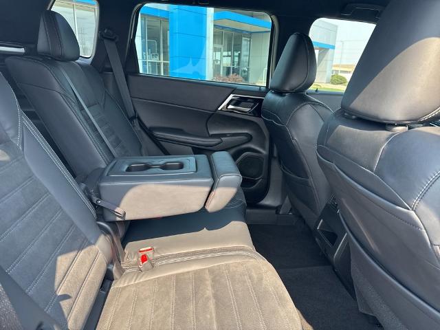 2023 Mitsubishi Outlander Vehicle Photo in MANHATTAN, KS 66502-5036