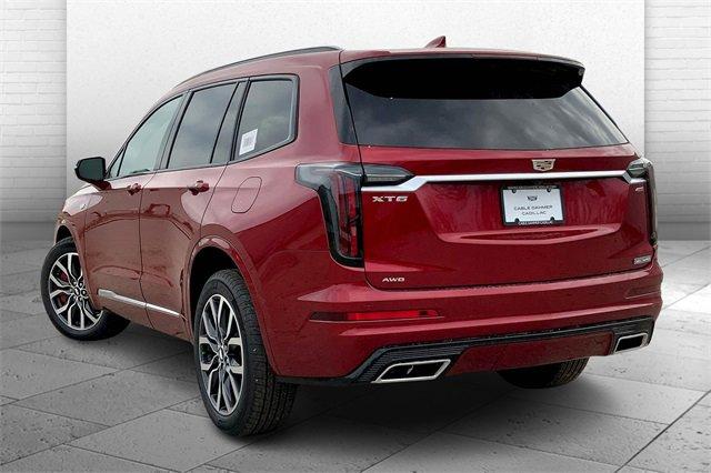 2025 Cadillac XT6 Vehicle Photo in KANSAS CITY, MO 64114-4545
