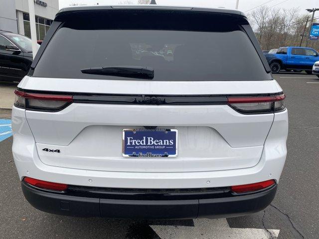 2025 Jeep Grand Cherokee Vehicle Photo in Doylsetown, PA 18901