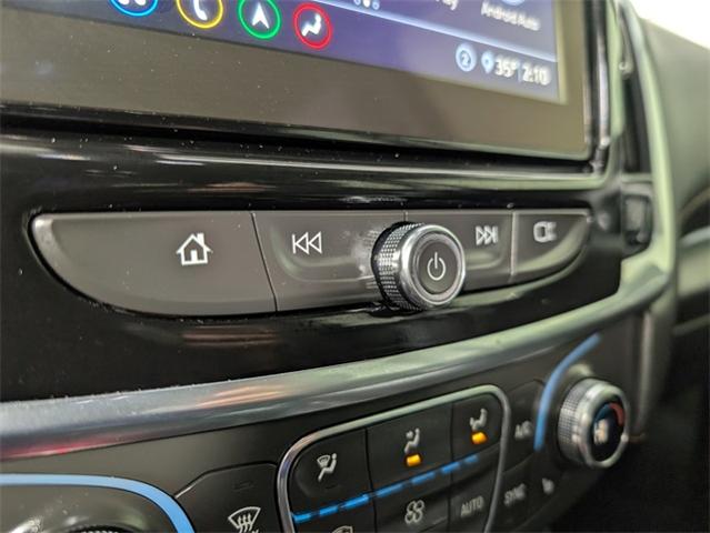 2021 Chevrolet Traverse Vehicle Photo in ENGLEWOOD, CO 80113-6708