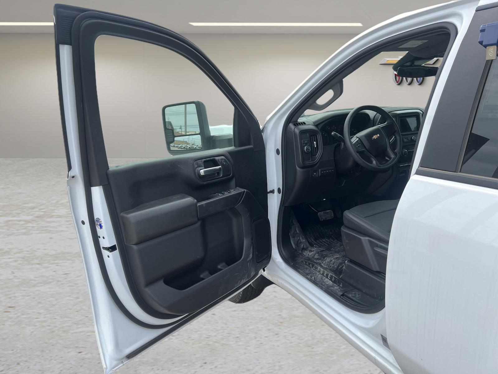 2025 Chevrolet Silverado 2500 HD Vehicle Photo in GEORGETOWN, TX 78626-7508