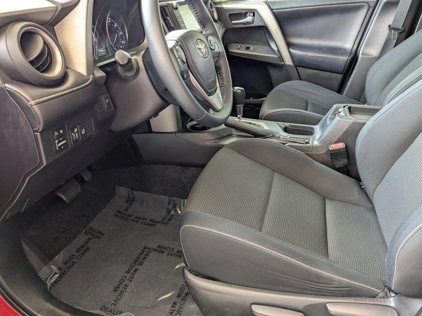 2017 Toyota RAV4 Vehicle Photo in Miami, FL 33015