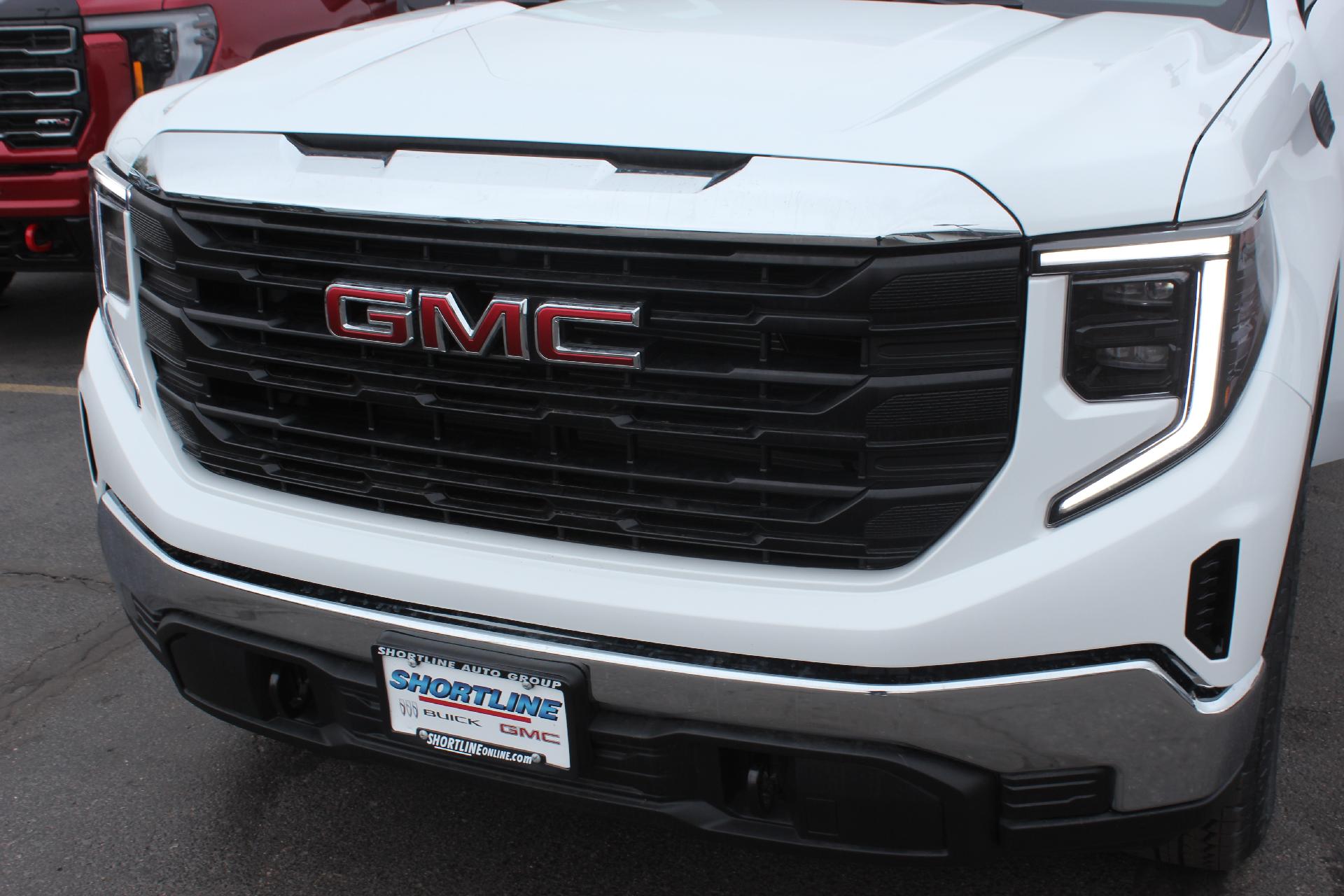 2025 GMC Sierra 1500 Vehicle Photo in AURORA, CO 80012-4011