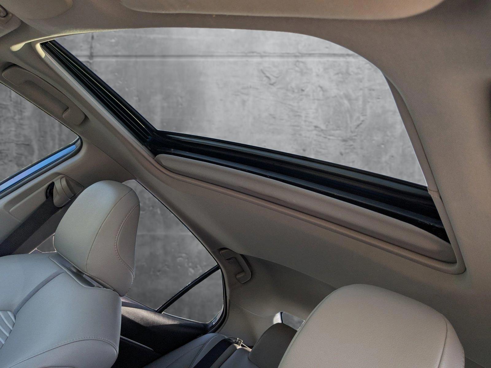 2019 Toyota Camry Vehicle Photo in St. Petersburg, FL 33713