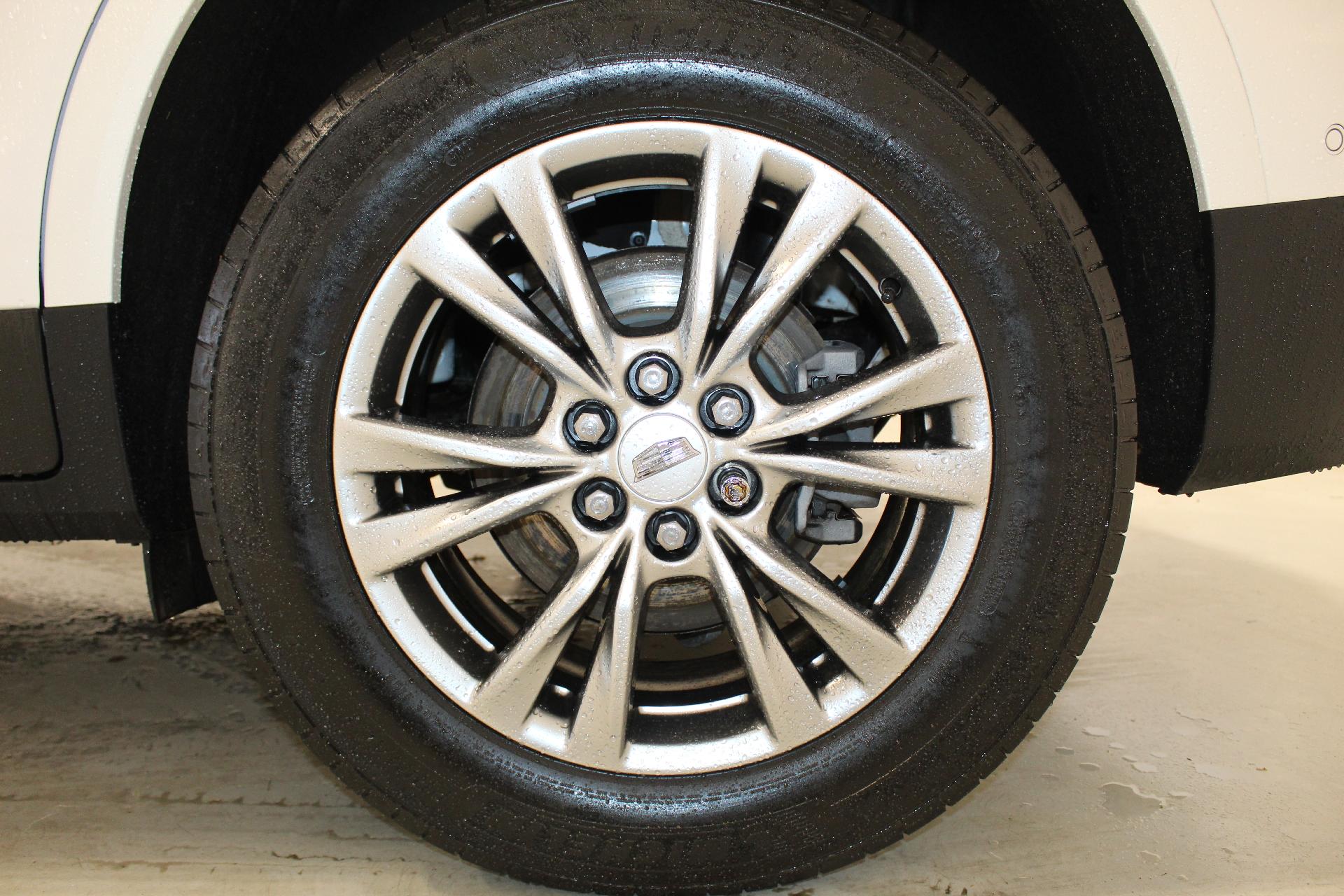 2022 Cadillac XT5 Vehicle Photo in NORTHAMPTON, MA 01060-1120