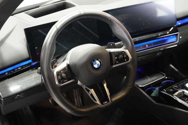 2025 BMW 540i xDrive Vehicle Photo in GRAPEVINE, TX 76051