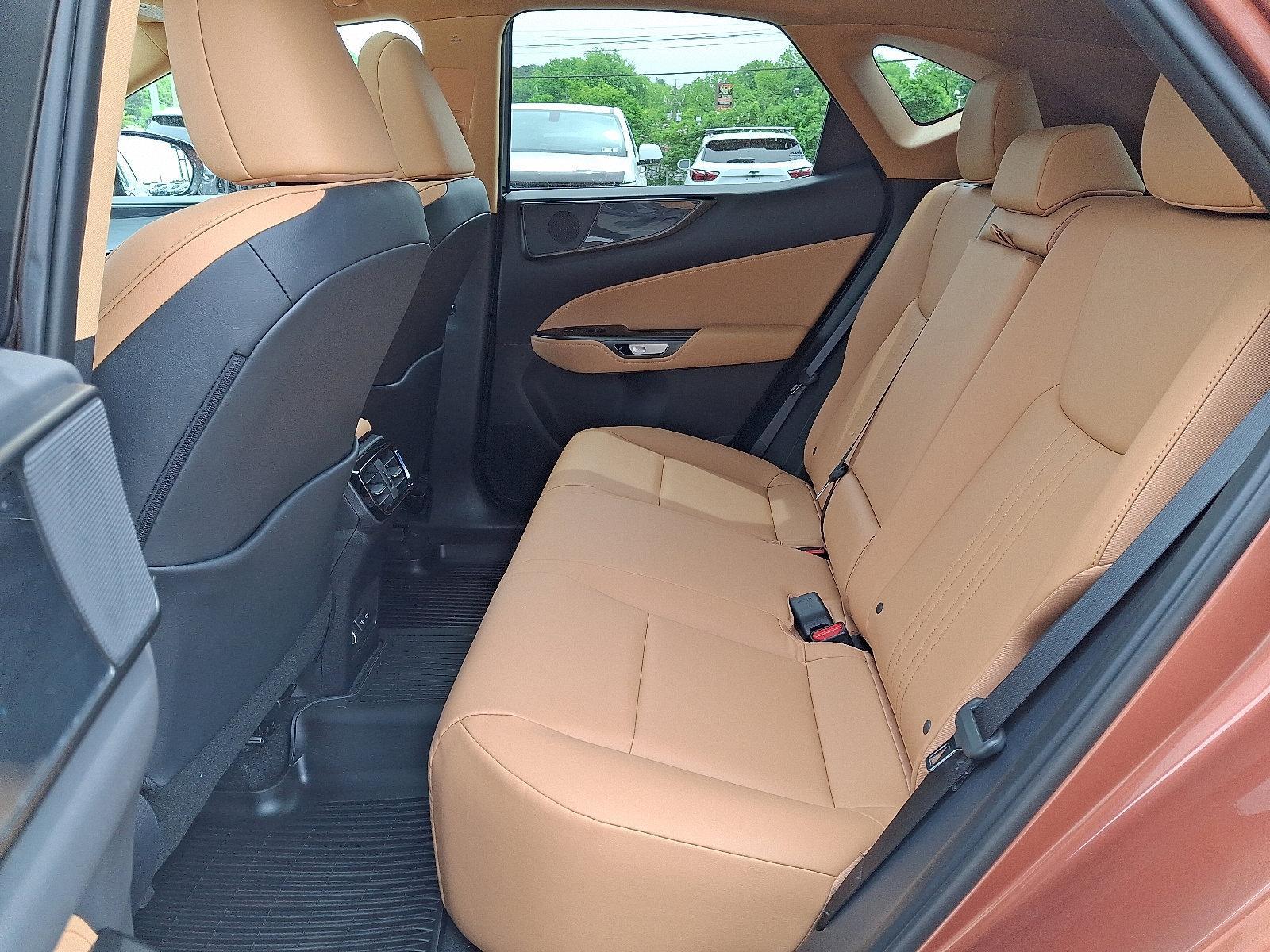 2025 Lexus NX Vehicle Photo in BETHLEHEM, PA 18017-9401