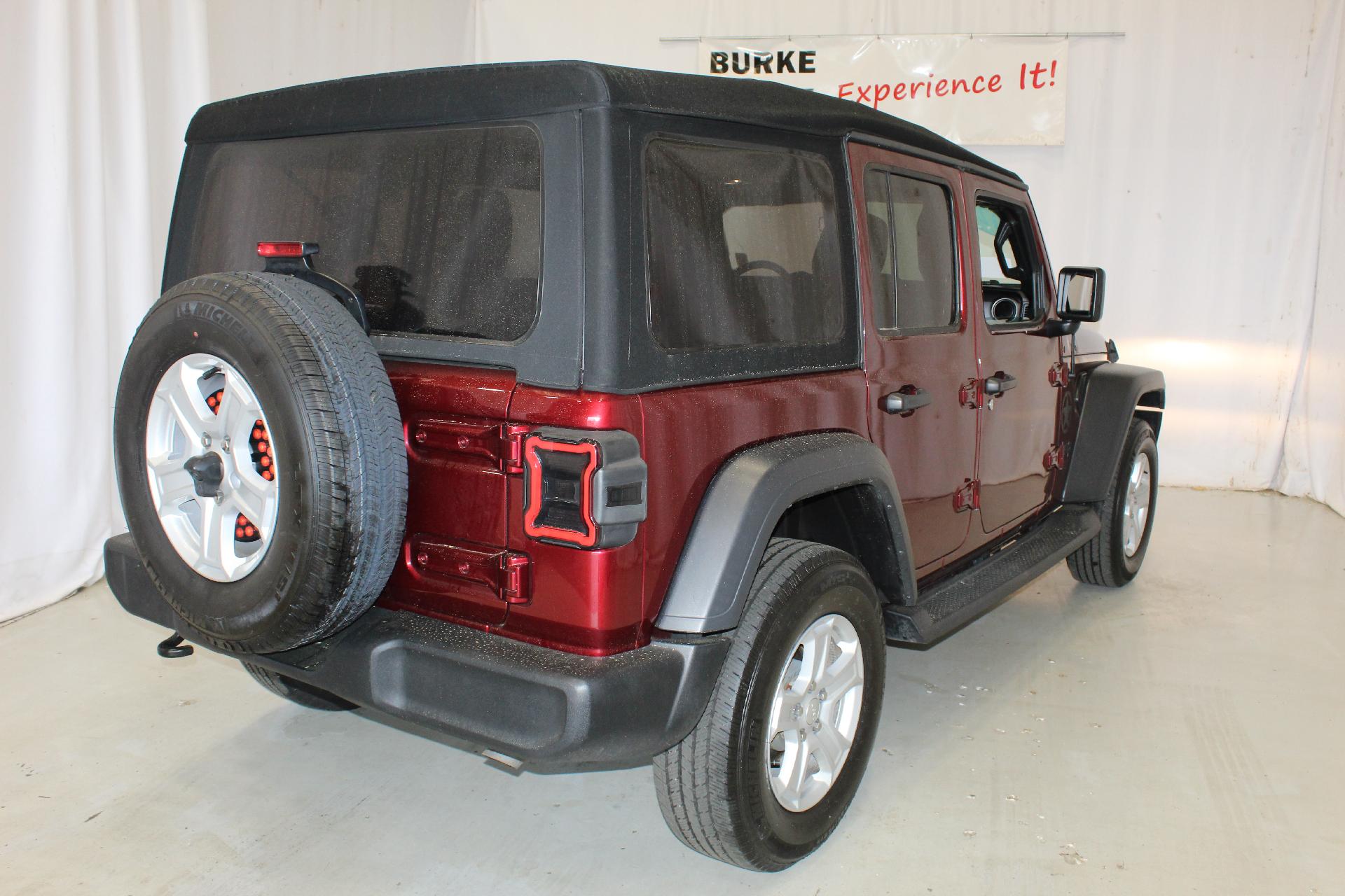 2021 Jeep Wrangler Vehicle Photo in NORTHAMPTON, MA 01060-1120