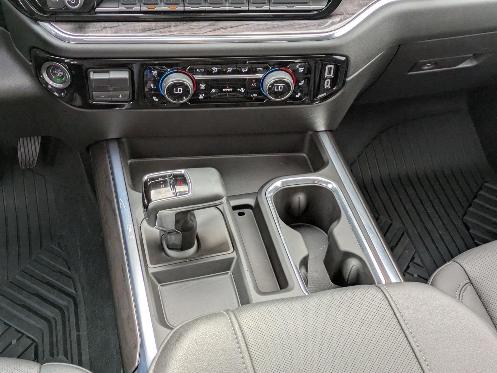 2024 Chevrolet Silverado 1500 Vehicle Photo in SELMA, TX 78154-1460