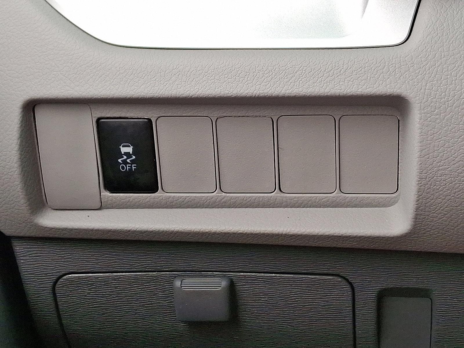 2015 Toyota Sienna Vehicle Photo in Trevose, PA 19053