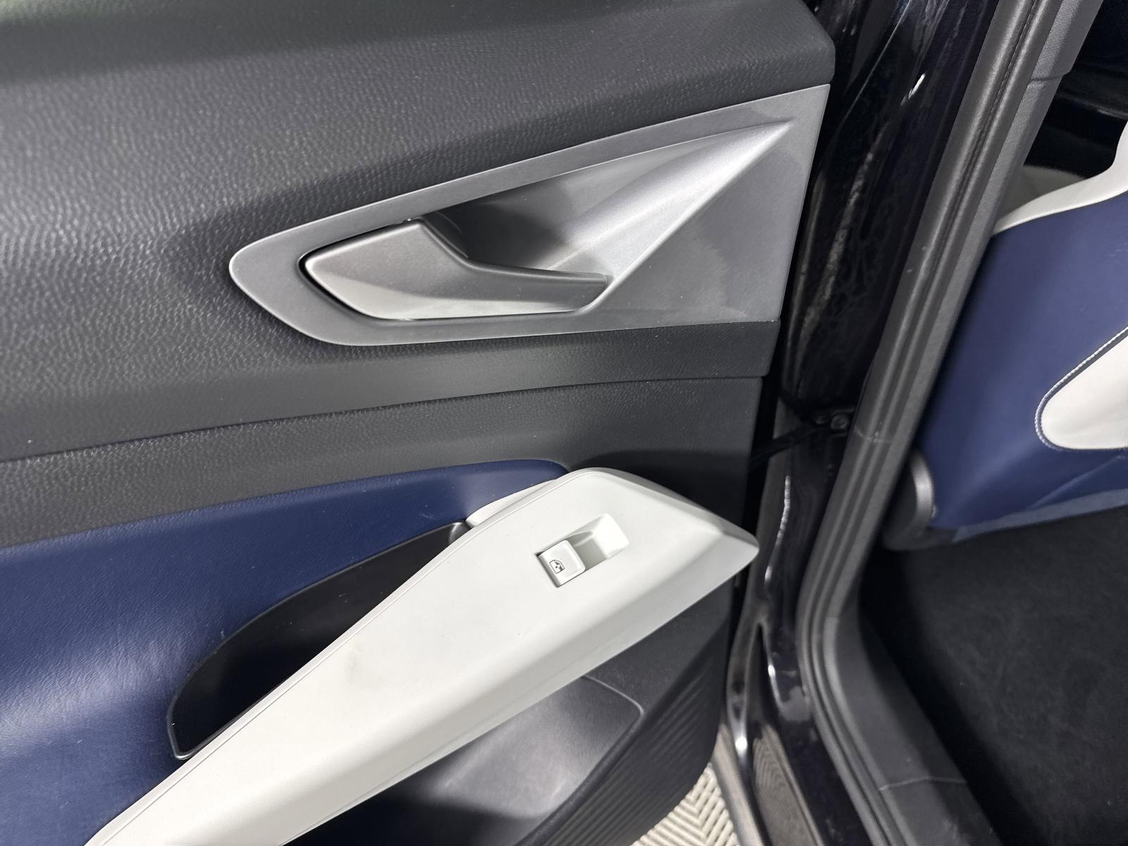 2023 Volkswagen ID.4 Vehicle Photo in Georgetown, TX 78626