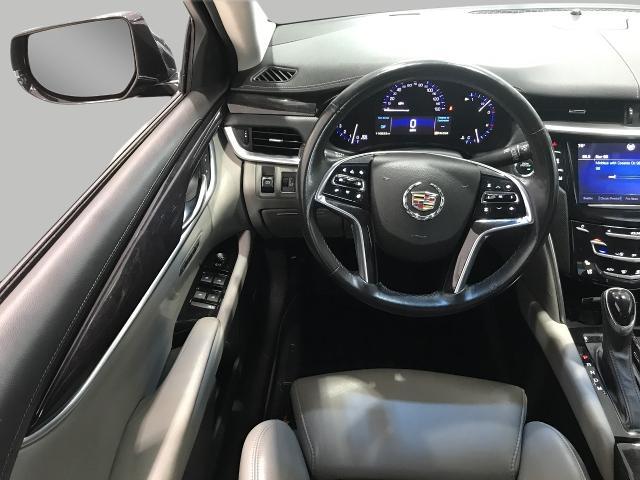 2014 Cadillac XTS Vehicle Photo in GREEN BAY, WI 54303-3330
