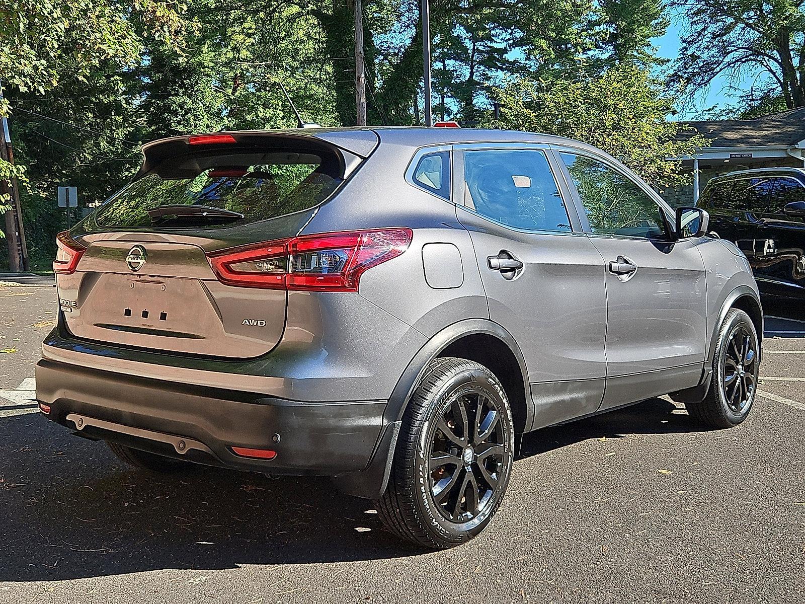 2022 Nissan Rogue Sport Vehicle Photo in Jenkintown, PA 19046