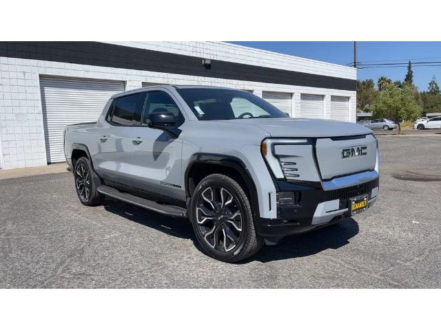 2024 GMC Sierra EV Vehicle Photo in TURLOCK, CA 95380-4918