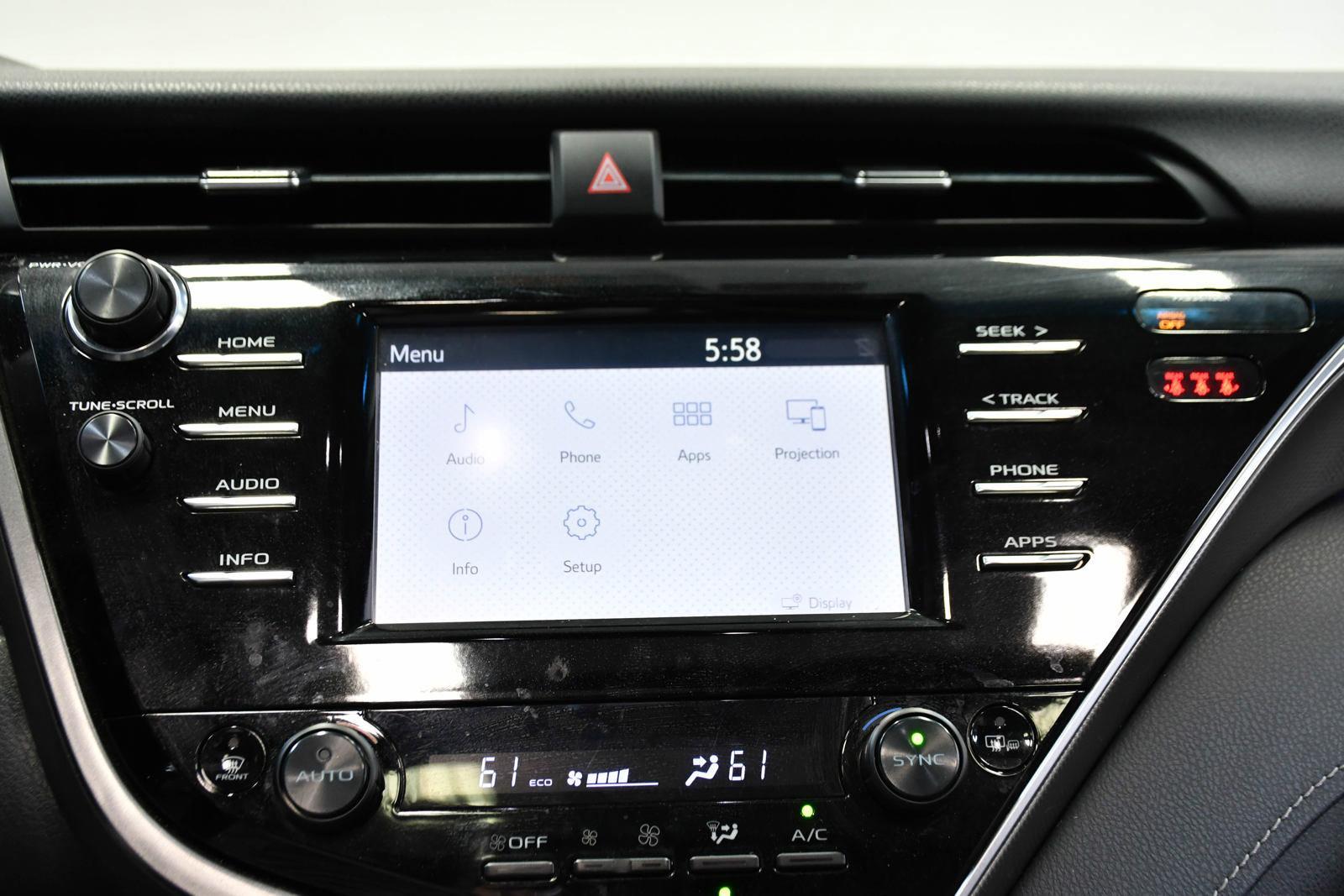 2018 Toyota Camry Vehicle Photo in DALLAS, TX 75235