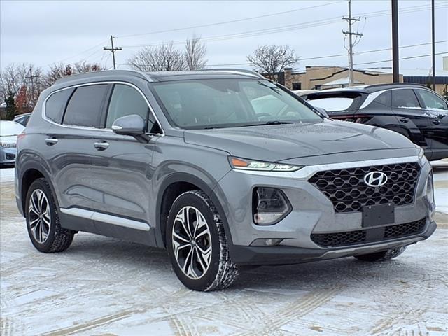 2019 Hyundai SANTA FE Vehicle Photo in Peoria, IL 61615