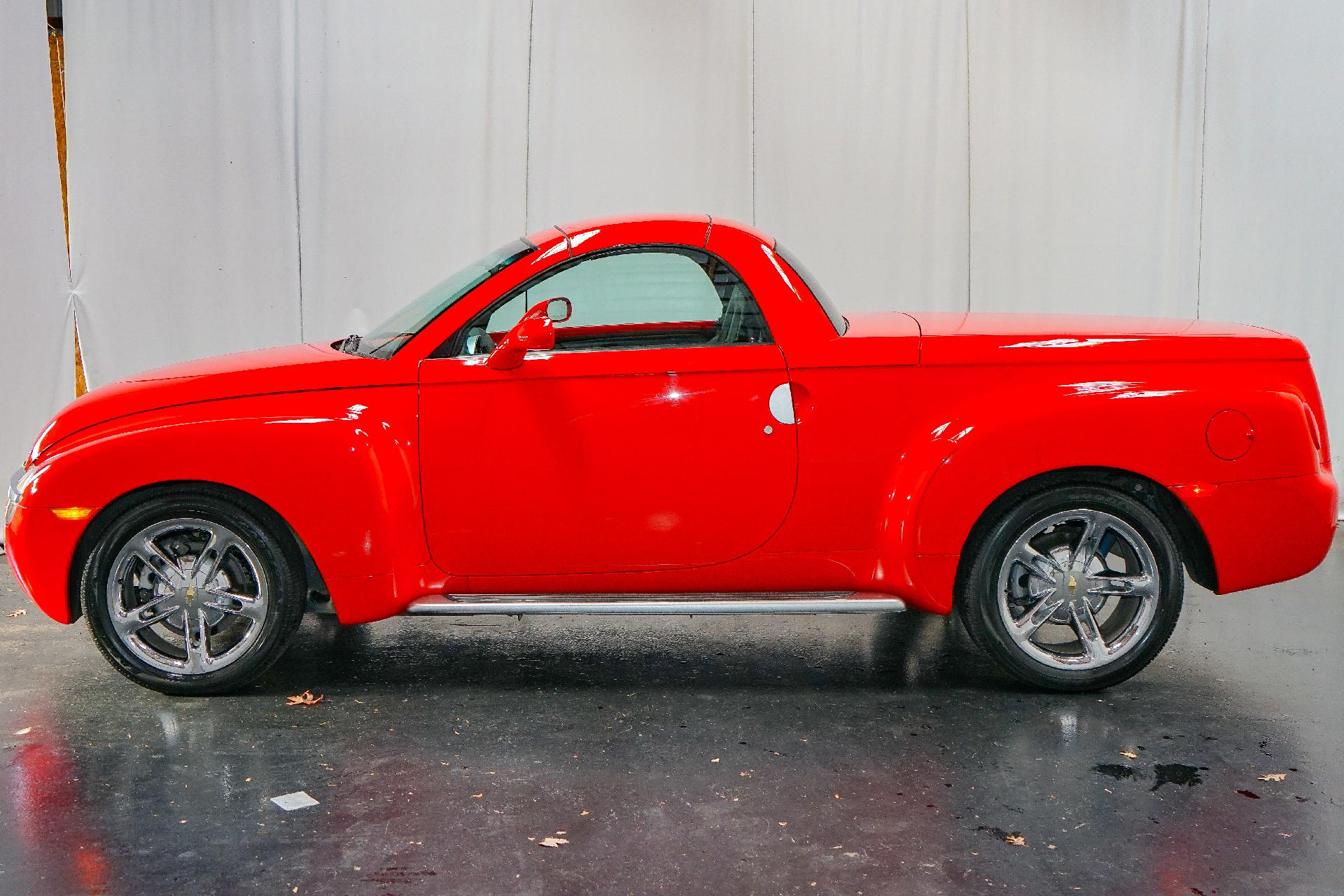 2005 Chevrolet SSR Vehicle Photo in SMYRNA, DE 19977-2874