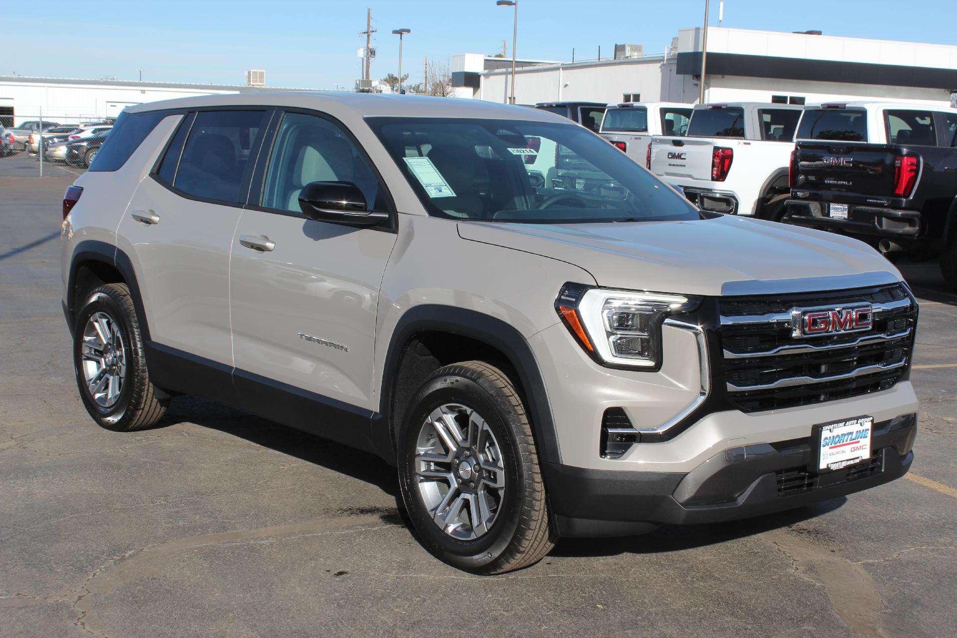 2025 GMC Terrain Vehicle Photo in AURORA, CO 80012-4011