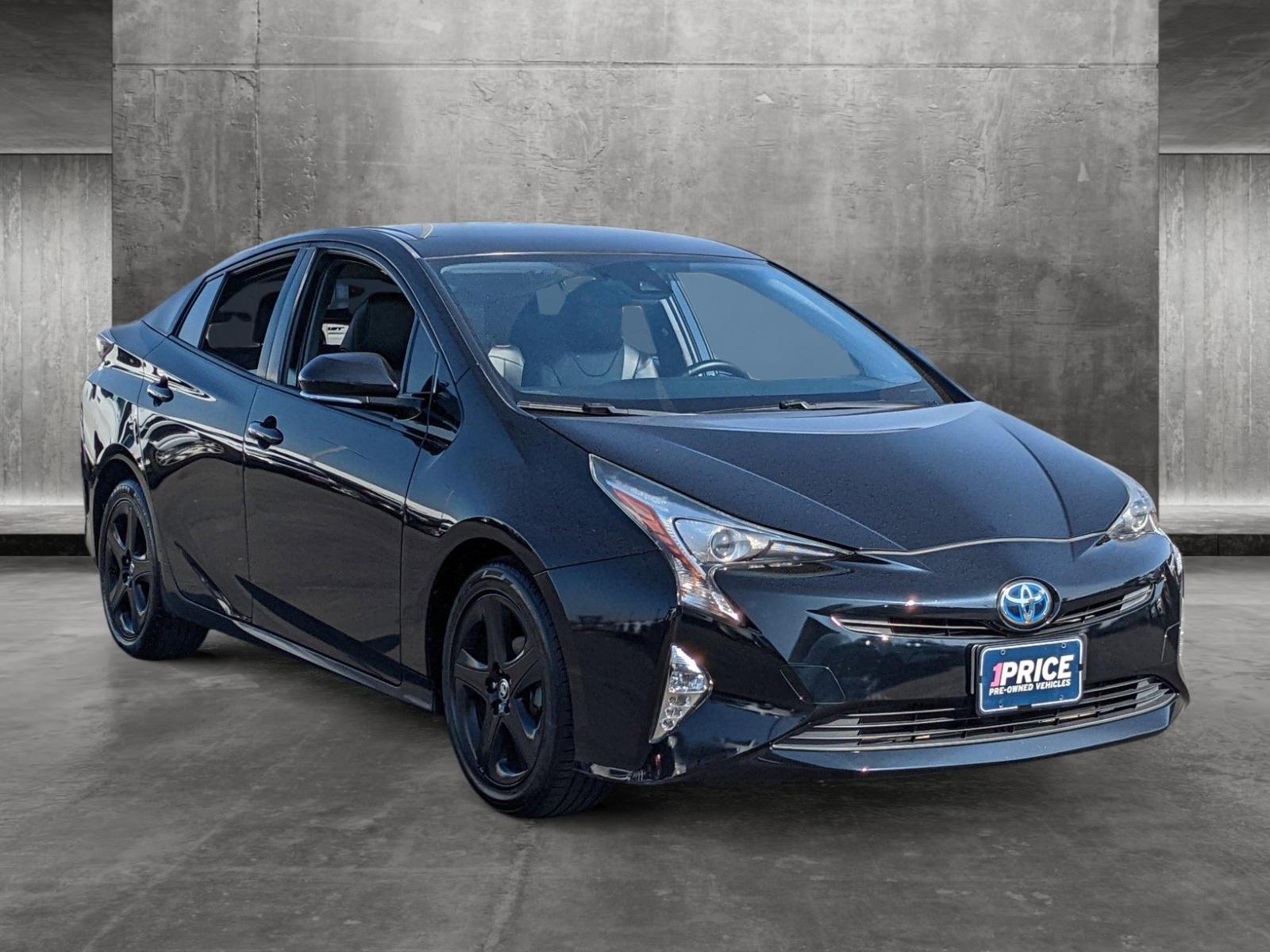 2017 Toyota Prius Vehicle Photo in VALENCIA, CA 91355-1705