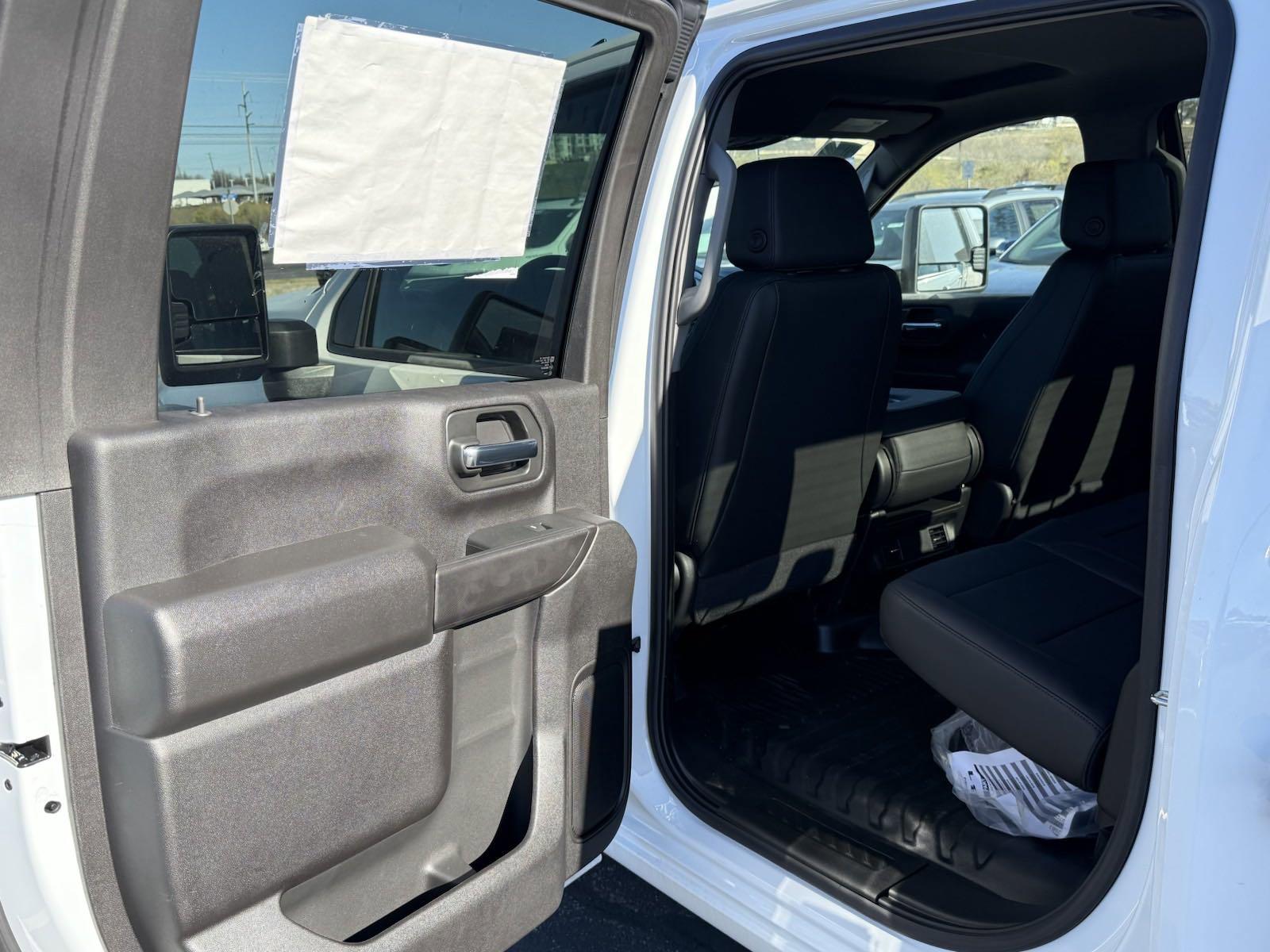 2024 Chevrolet Silverado 3500 HD Vehicle Photo in GEORGETOWN, TX 78626-7508
