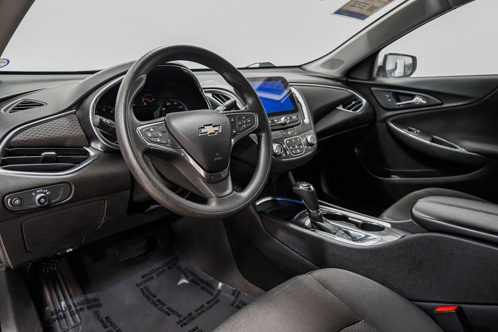 2019 Chevrolet Malibu Vehicle Photo in AKRON, OH 44320-4088