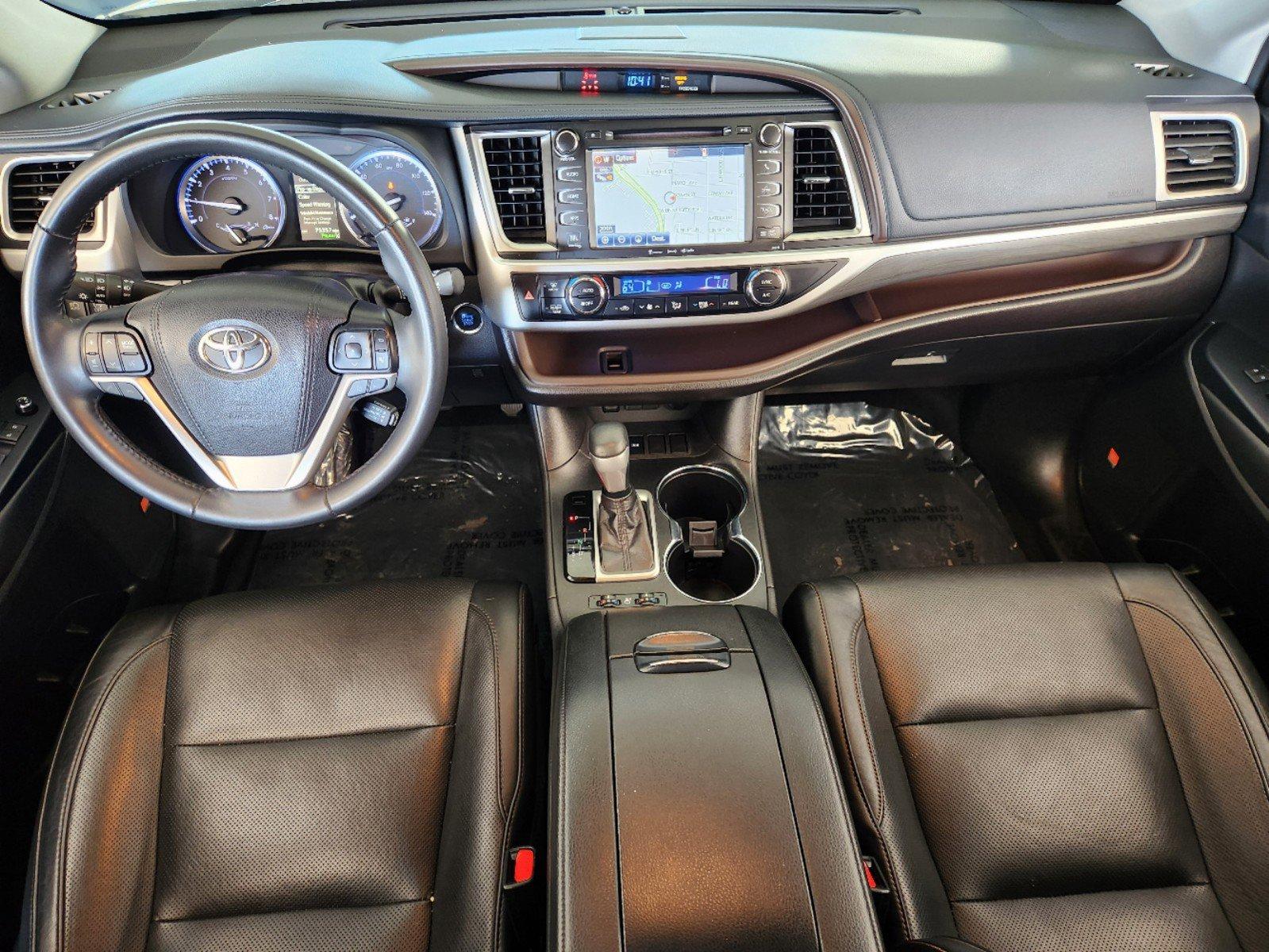 2019 Toyota Highlander Vehicle Photo in DALLAS, TX 75209