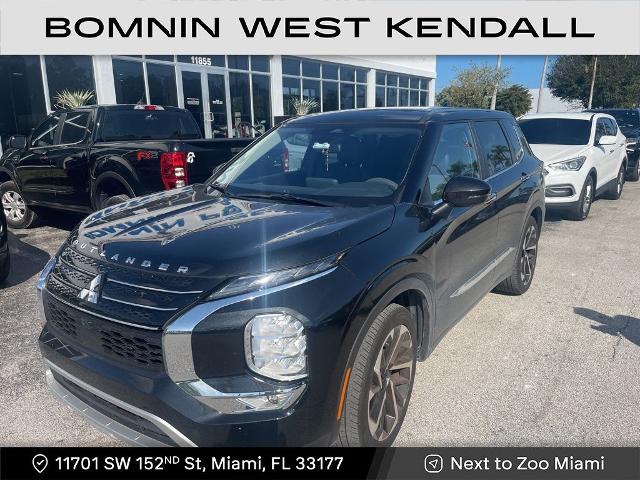 Used 2023 Mitsubishi Outlander SE Special Edition with VIN JA4J3UA84PZ026253 for sale in Miami, FL