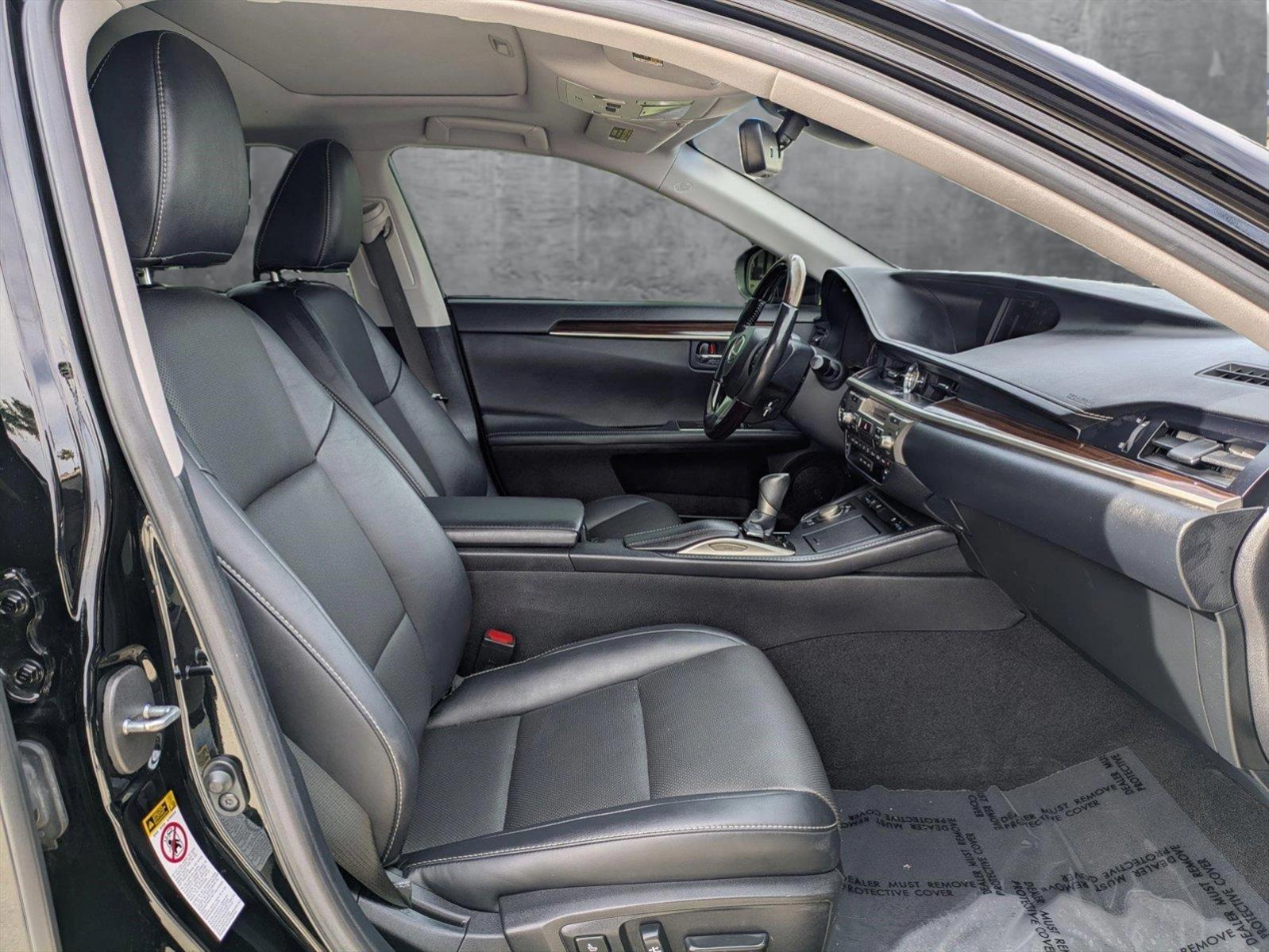 2016 Lexus ES 300h Vehicle Photo in Tustin, CA 92782