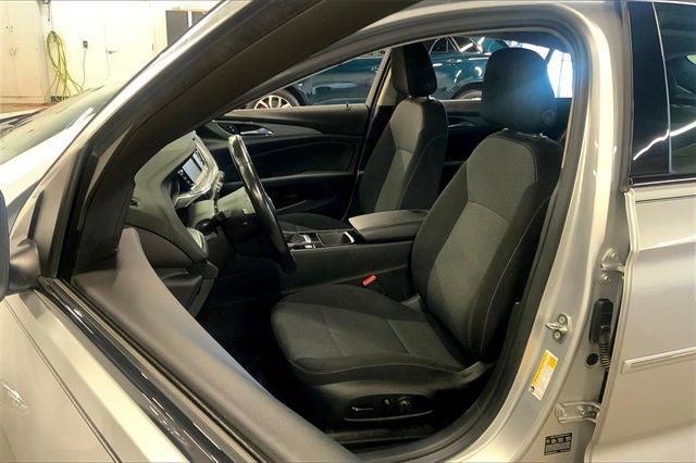2018 Buick Regal Sportback Vehicle Photo in TOPEKA, KS 66609-0000