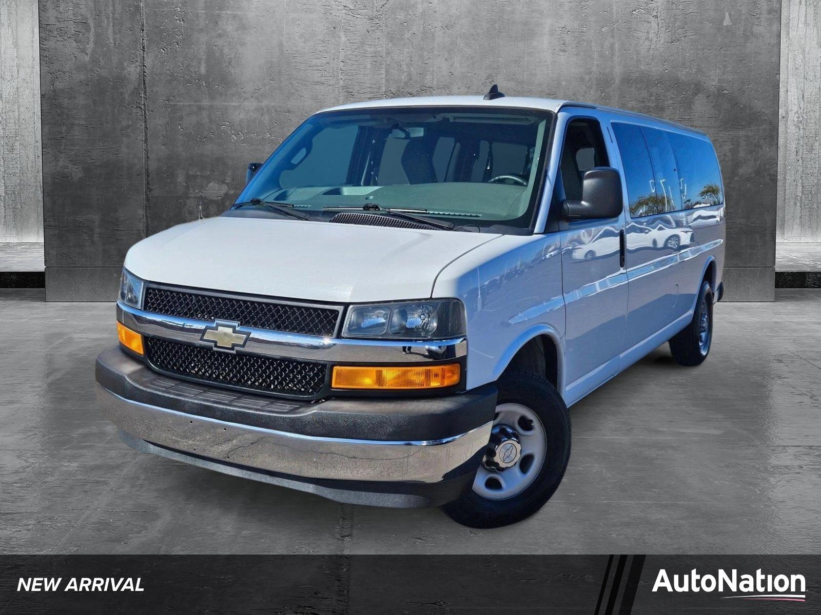 2017 Chevrolet Express Passenger Vehicle Photo in GILBERT, AZ 85297-0446