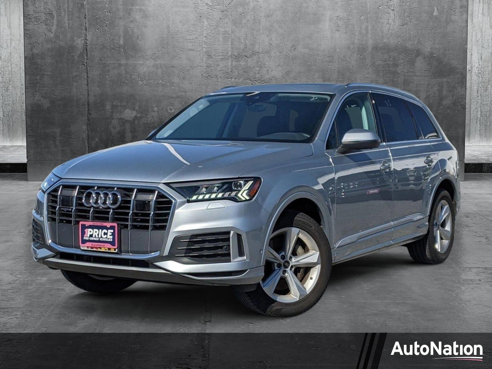 2024 Audi Q7 Vehicle Photo in TIMONIUM, MD 21093-2300