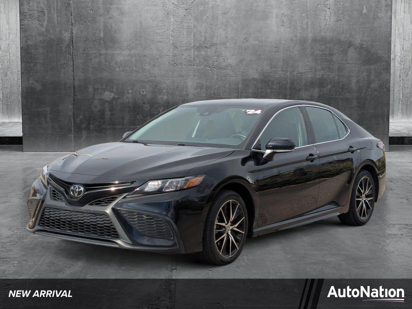 2024 Toyota Camry Vehicle Photo in LONE TREE, CO 80124-2750