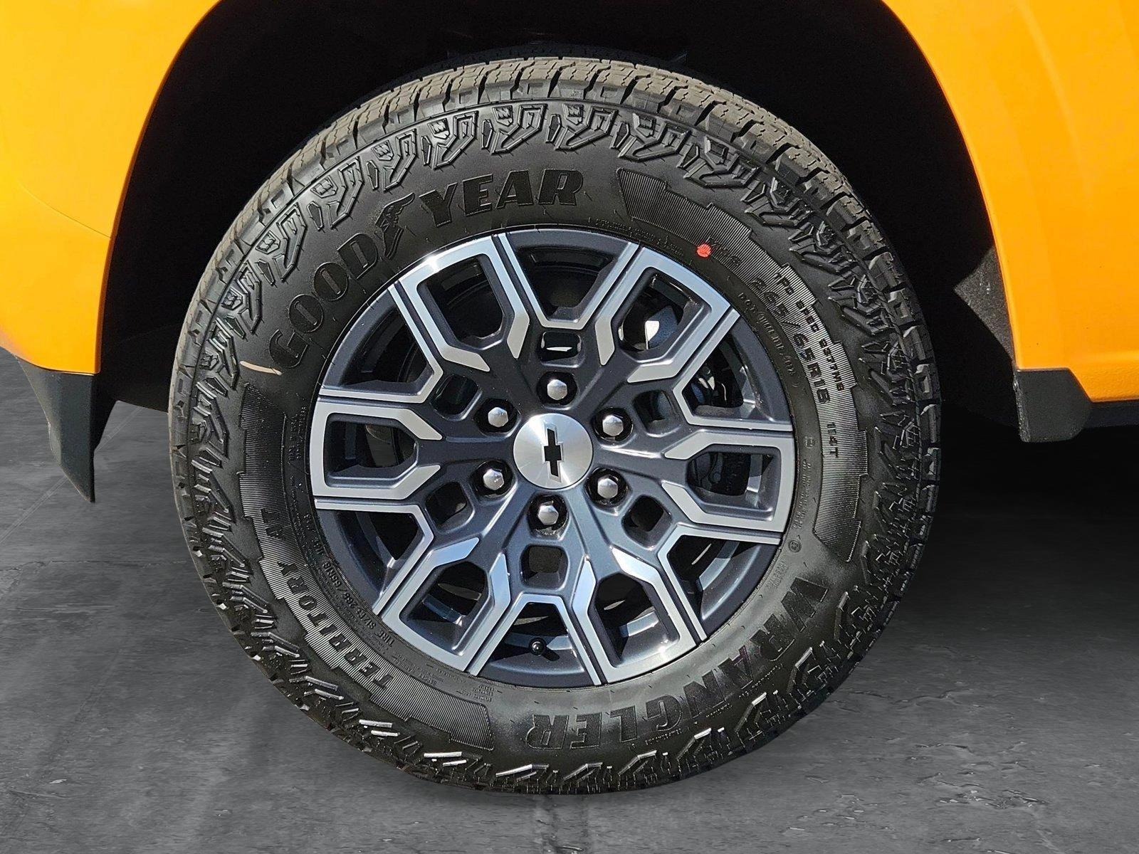 2025 Chevrolet Colorado Vehicle Photo in MESA, AZ 85206-4395